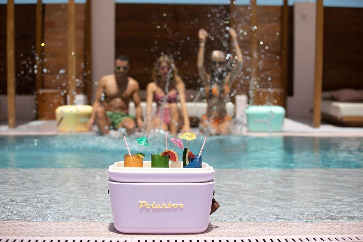 Classic Cooler Box with Leather Strap, Cyan & Baby Rose Rigid Thermal Insulated Ice for Beach, Picnic Party Convertible Lid Polypropylene Insulation Cyan/Baby 20L PB-9210